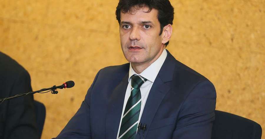 Ex-ministro do Turismo pede suspeição de Renan na relatoria da CPI da Covid