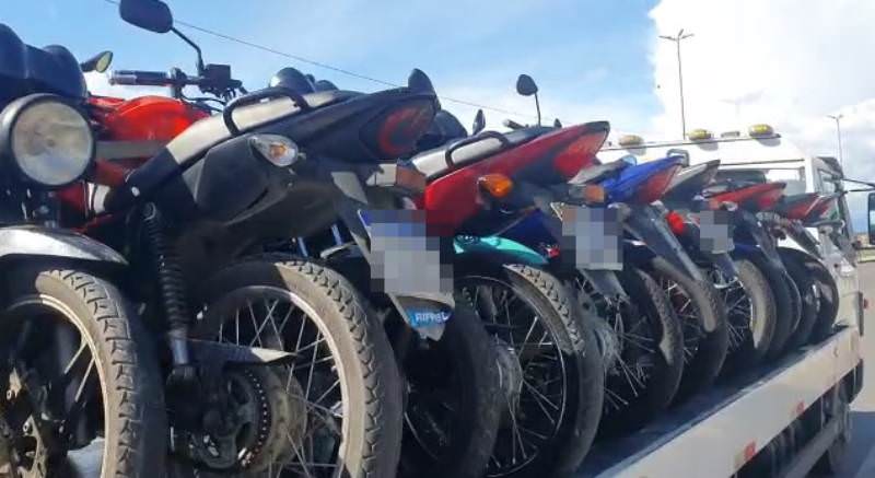 Operação interrompe rolezinho de motos em Manaus