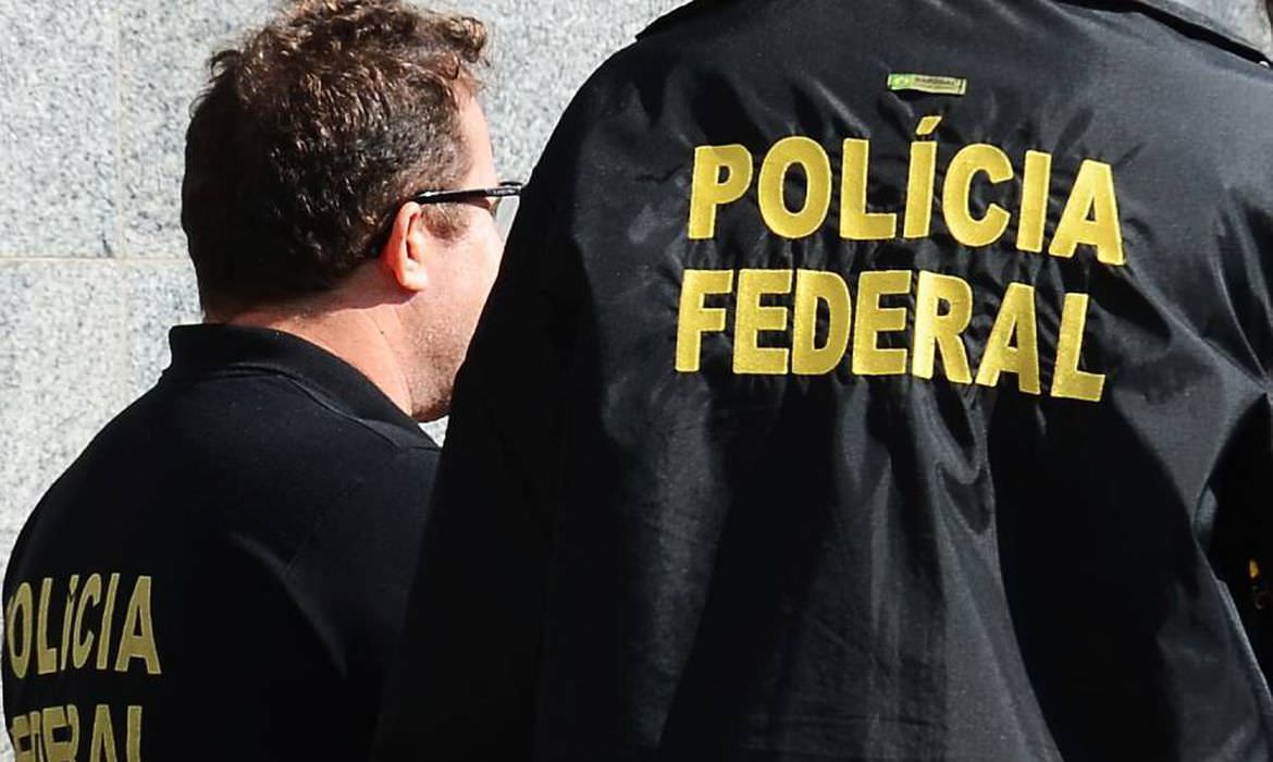 Falsificador de cédulas foragido há 5 anos é preso pela PF