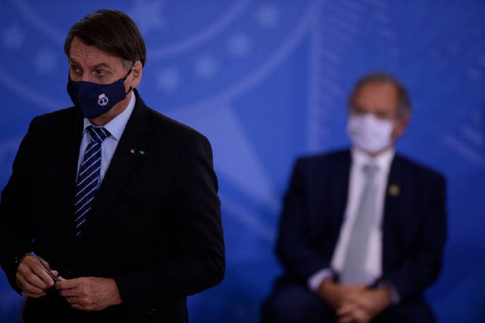 Governo estuda PEC para tirar despesas do teto, liberando espaço para emendas