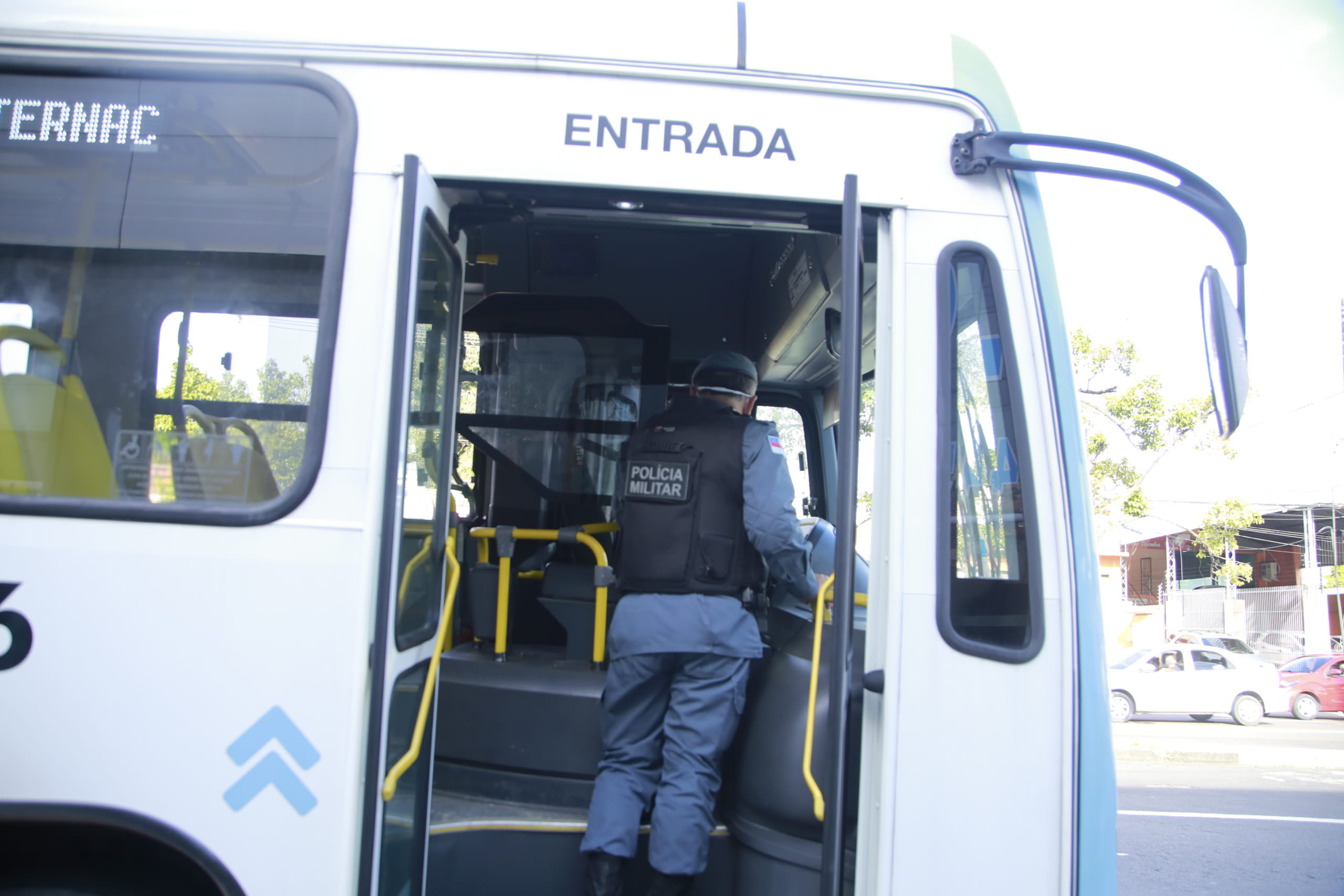 ônibus polícia