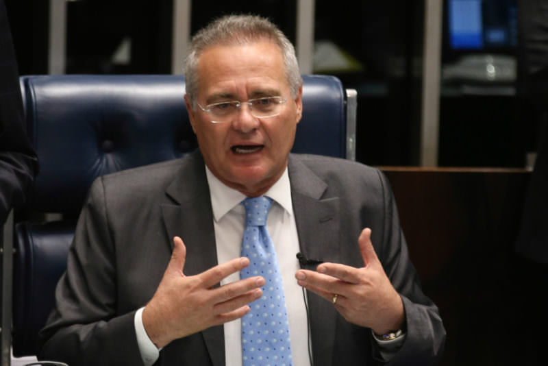 Relator na CPI da Covid, Renan Calheiros insinua ter sido ameaçado