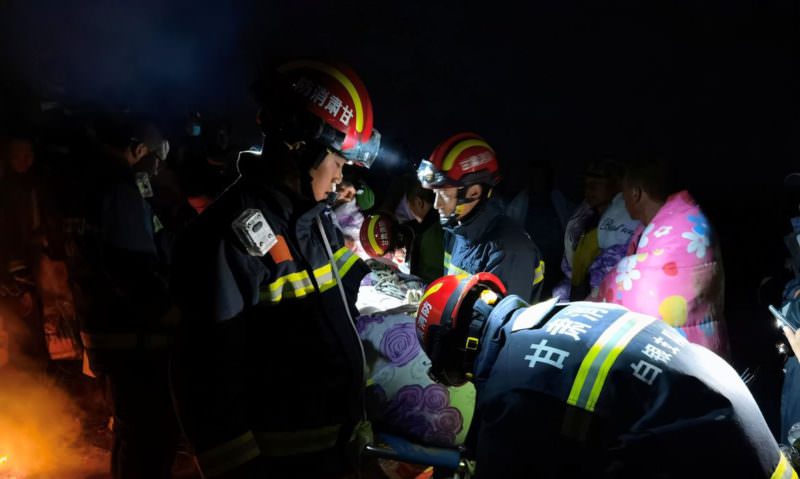 Sobrevivente de ultramaratona chinesa relata como foi salvo da situação