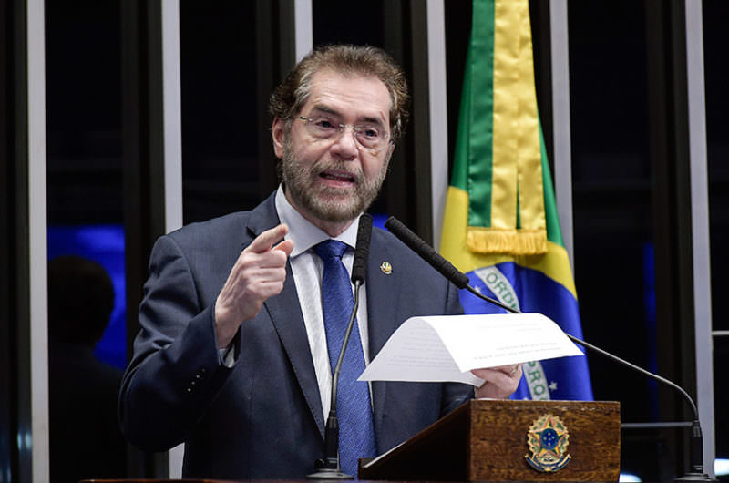 Plínio Valério diz que vai chegar o dia de impichar ministros do STF