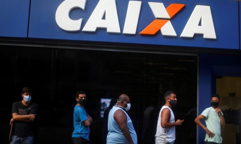 Caixa paga auxílio emergencial para nascidos em novembro
