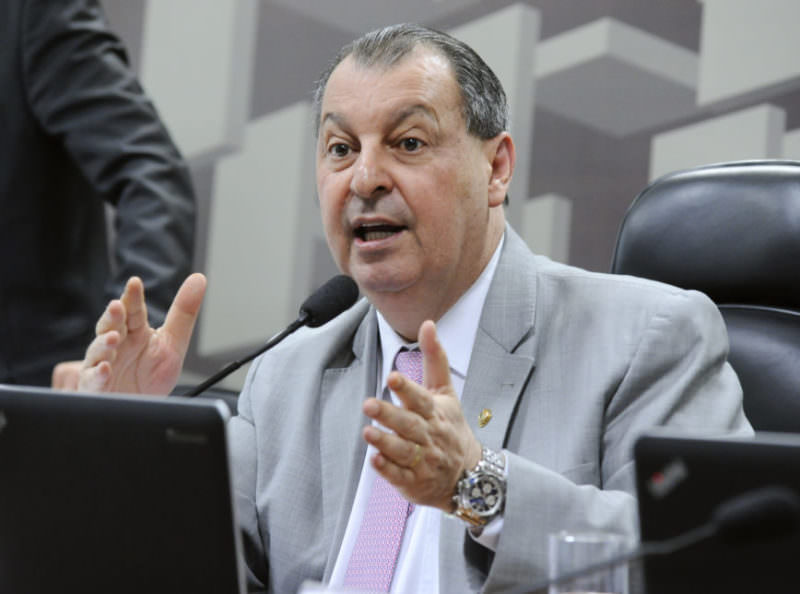 Frases de Omar na CPI viralizam e ganham 'top 10'