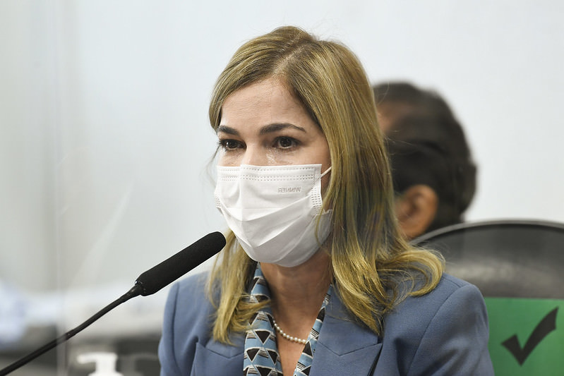 Mayra Pinheiro diz que não previu falta de oxigênio em Manaus