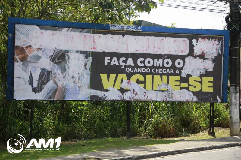 Outdoor a favor de Lula é vandalizado pela segunda vez em Manaus