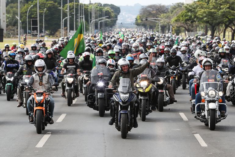 Bolsonaro confirma 'motociata' no RJ e convoca apoiadores cariocas