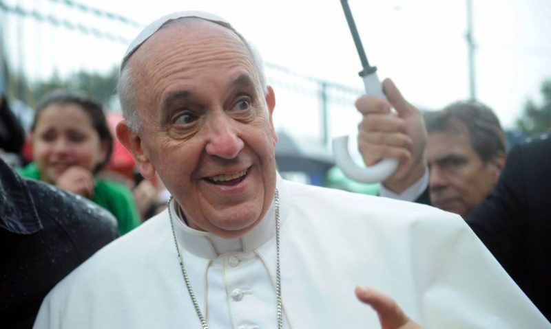 ‘Vocês não têm salvação, muita cachaça’, responde papa para brasileiros