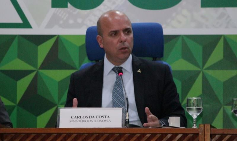 Carlos da Costa volta atrás e libera investimento de R$ 325 mi à LG no Amazonas
