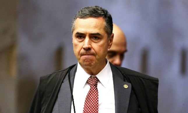 PGR alerta Barroso sobre garimpo em atividade próximo a povo indígena