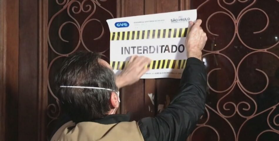 Força-tarefa interrompe festa clandestina com cerca de 400 pessoas