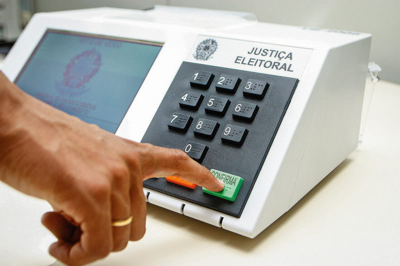 TSE publica resolução com organização das urnas e das eleições
