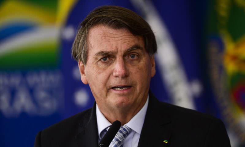 ‘Quanto mais pobre o estado, mais gordo é o governador’, afirma Bolsonaro
