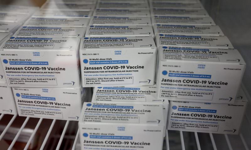 Brasil recebe lote com 1,5 milhão de vacinas da Janssen