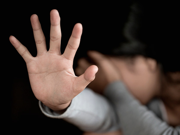 Mãe indígena é presa por exploração sexual contra a própria filha