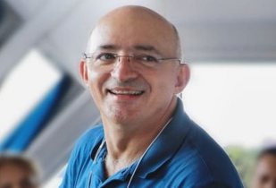Prefeito de Manaquiri renova contrato de R$ 5 milhões para asfaltar ruas