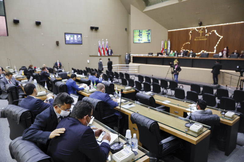 Movimento negro aciona MPE e MPF após deputados do AM rejeitarem projeto de equidade na Saúde