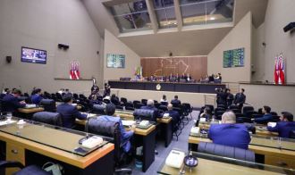 No AM, mais de 50 parlamentares e prefeitos eleitos não possuem ensino superior