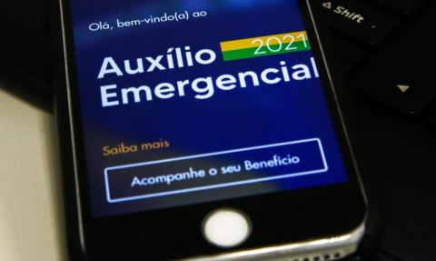 Nascidos em fevereiro recebem 7ª parcela do Auxílio Emergencial