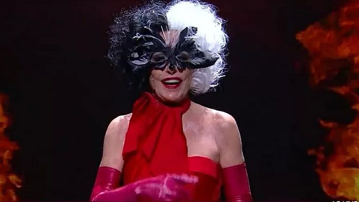 Ana Maria Braga apresenta Mais Você vestida de Cruella