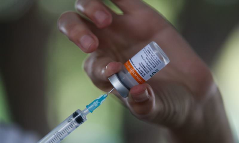 Recusa de vacina da covid-19 vira motivo de demissão por justa causa em SP