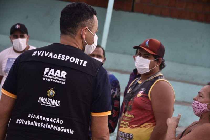 FAAR recupera áreas esportivas em bairros de Manaus