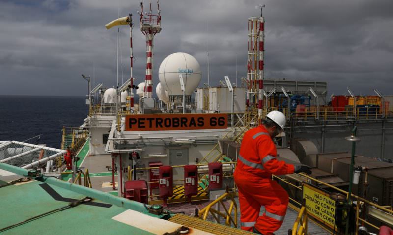 Relatório aponta aumento na produção de petróleo e PIB no Brasil