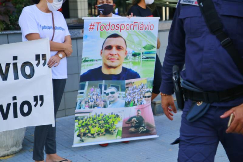 Caso Flávio: audiência é retomada com depoimentos de testemunhas em Manaus