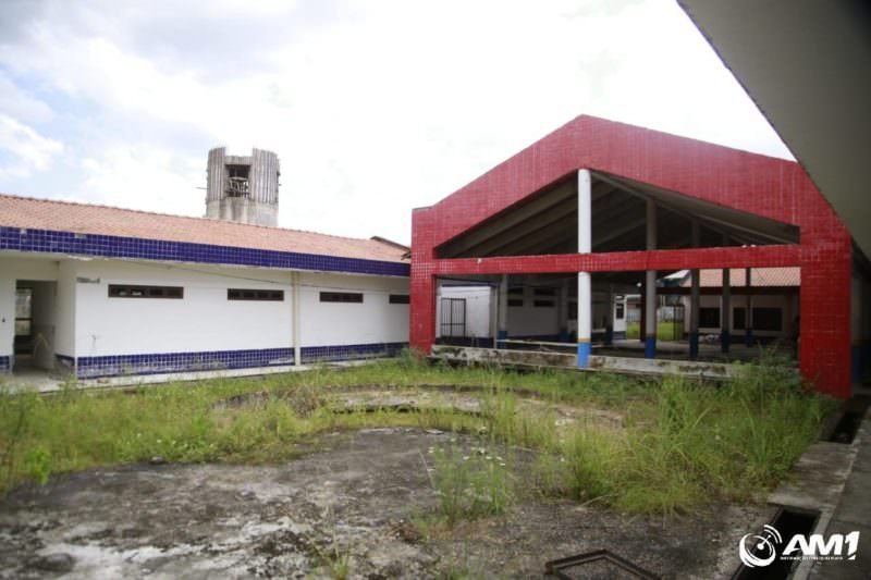 Mais de R$ 1 milhão são gastos na construção de creche fantasma em Manaus