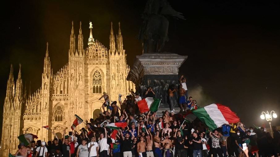 Festa do título da Eurocopa termina com mortos e feridos na Itália