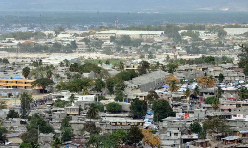 Polícia identifica 28 suspeitos envolvidos no assassinato do presidente do Haiti