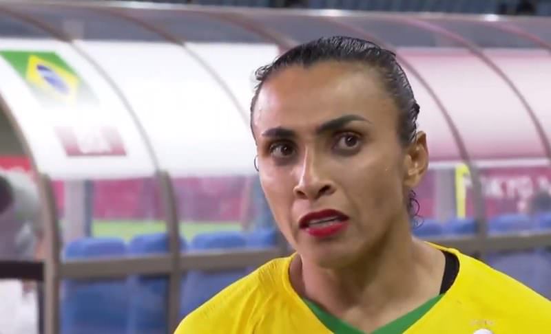 'O futebol feminino não acaba aqui', destaca Marta após eliminação