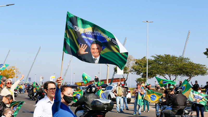 Em solidariedade à Bolsonaro, apoiadores realizam motociata em Manaus neste sábado