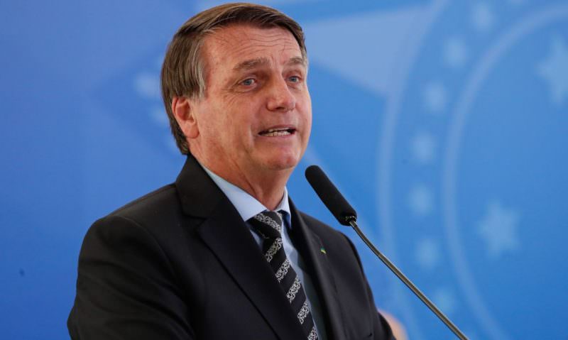 Bolsonaro desanima e afirma que voto impresso não será aprovado na Câmara