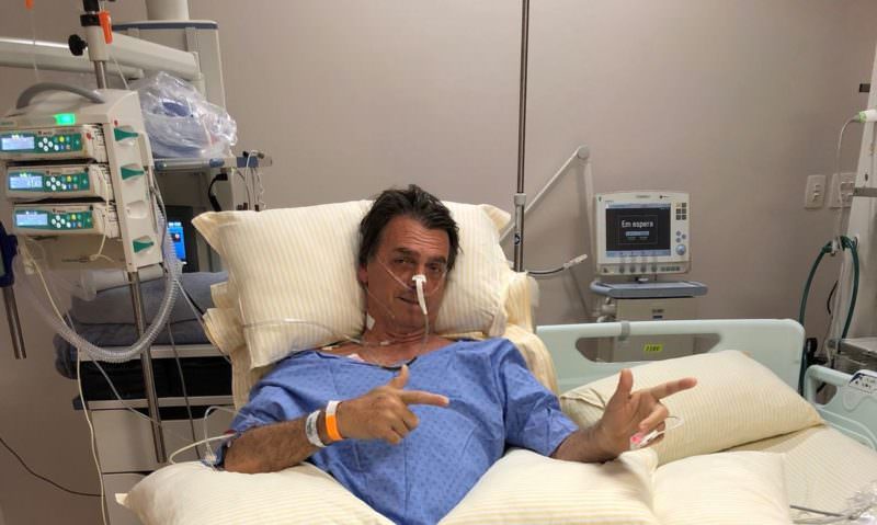 Médico de Bolsonaro afirma que ele terá alta neste domingo