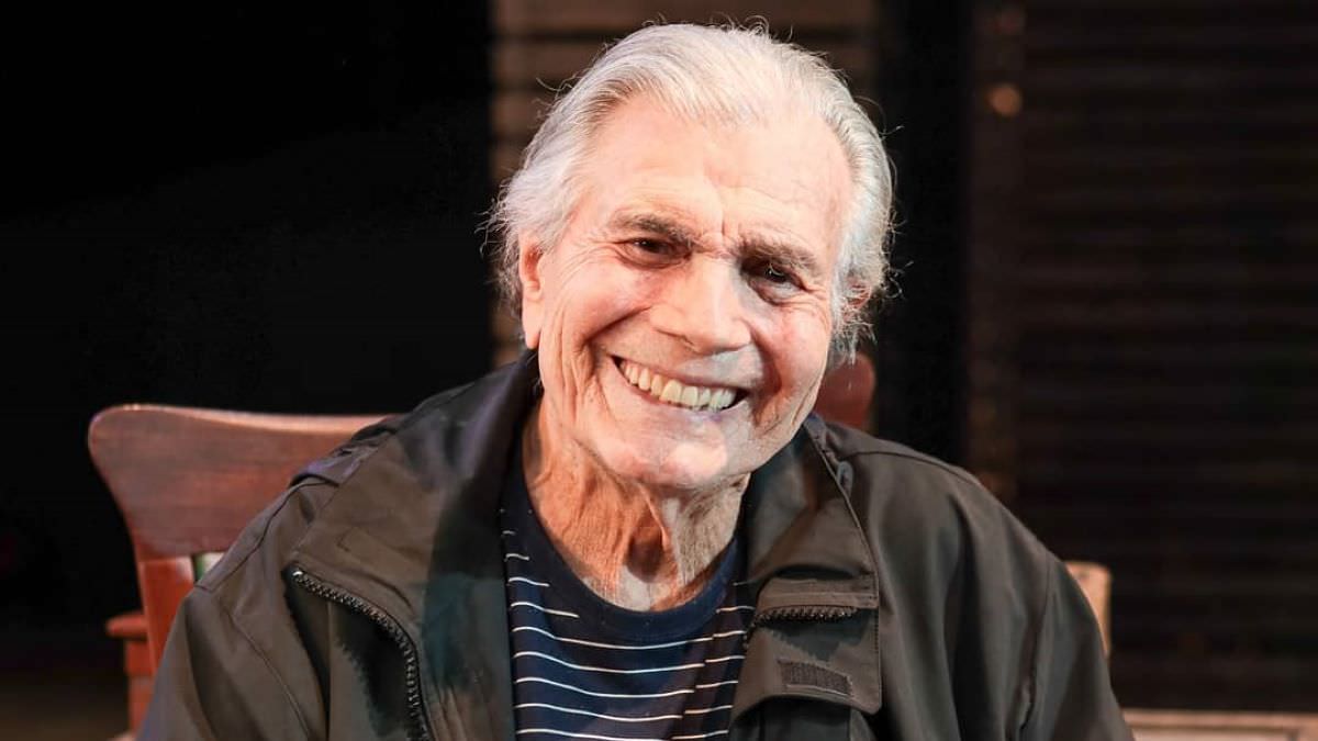 Morre Tarcísio Meira, vítima de Covid, aos 85 anos