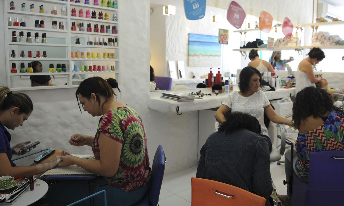 Expectativa de expansão do emprego em serviços cresce no Brasil