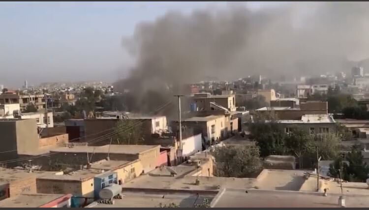 Cabul: EUA explodem carro-bomba do ISIS-K perto do aeroporto