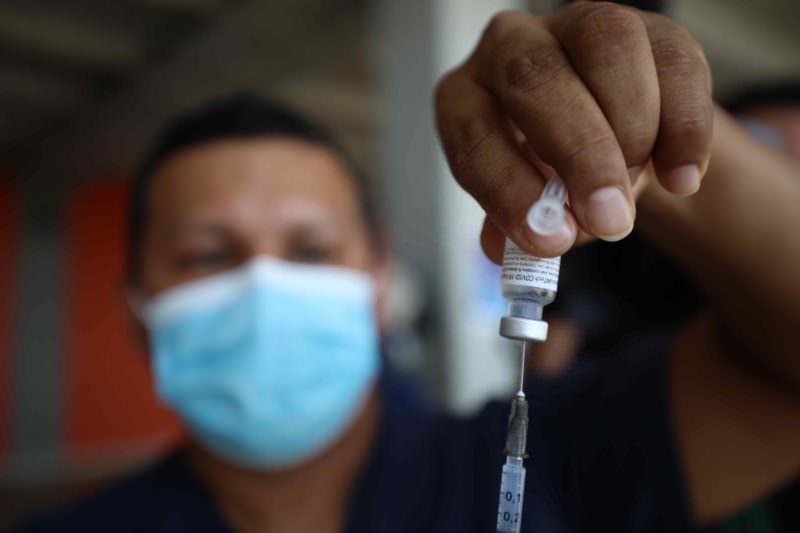 Amazonas já aplicou 2.706.565 doses de vacina contra Covid-19 até este domingo