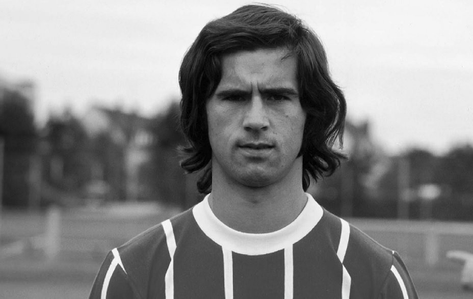 Ex-jogador Gerd Müller morre aos 75 anos