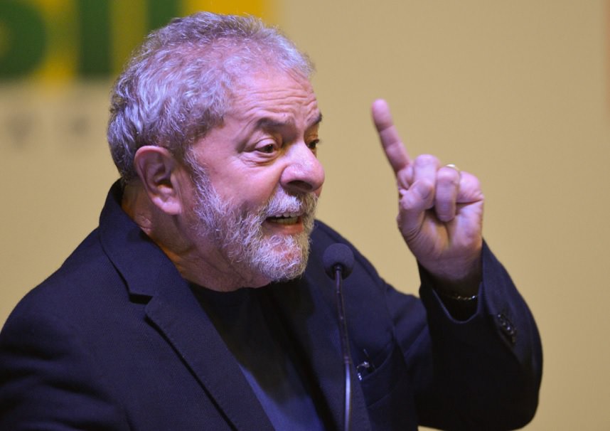 No Piauí, homem diz que Lula preferiu construir porto em Cuba