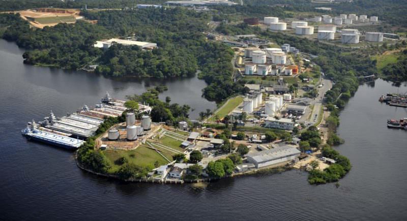 Petrobras vai vender Refinaria de Manaus por quase R$ 1 bilhão