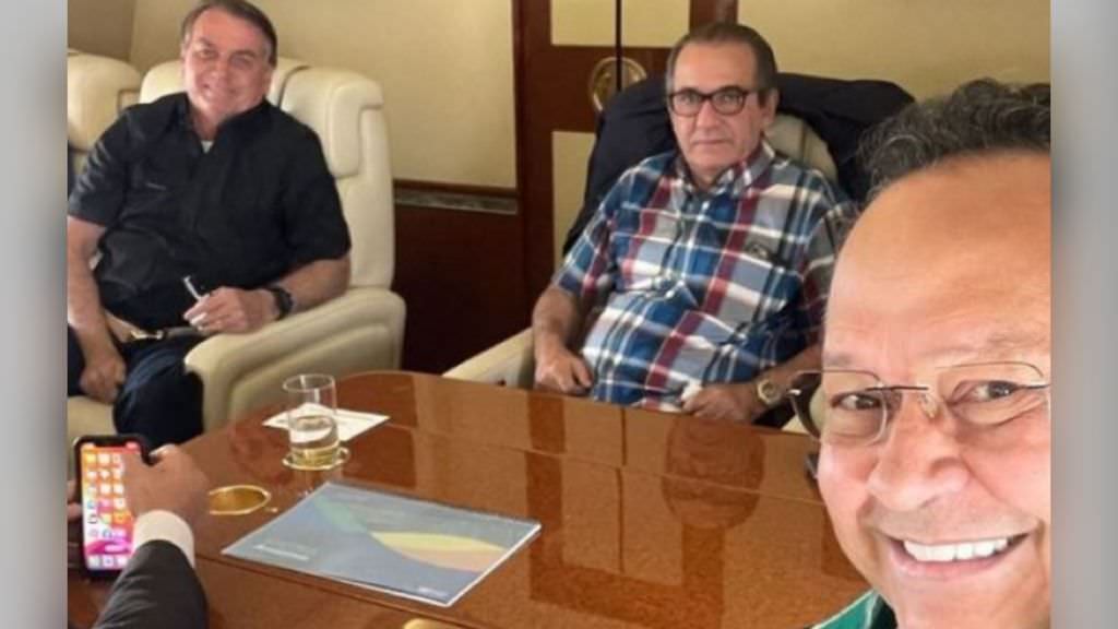 Malafaia, Silas Câmara e bancada evangélica seguem Bolsonaro em Manaus