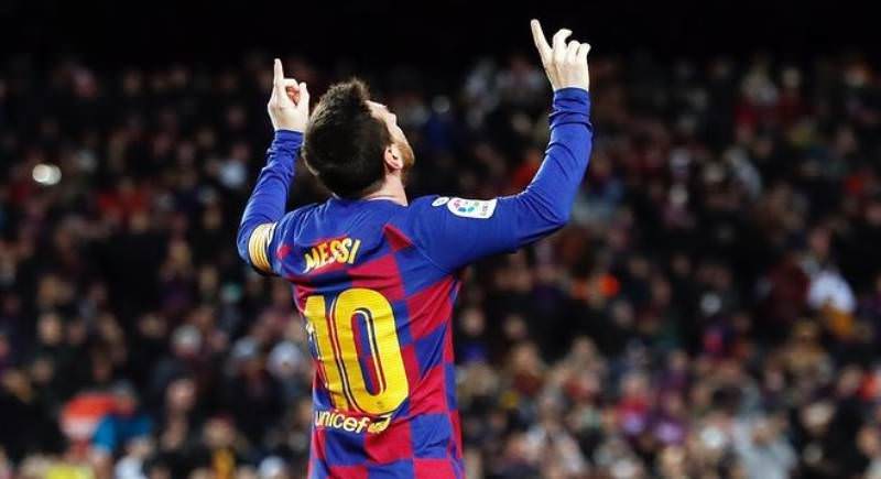 Messi dá adeus ao Barcelona após 22 anos no clube