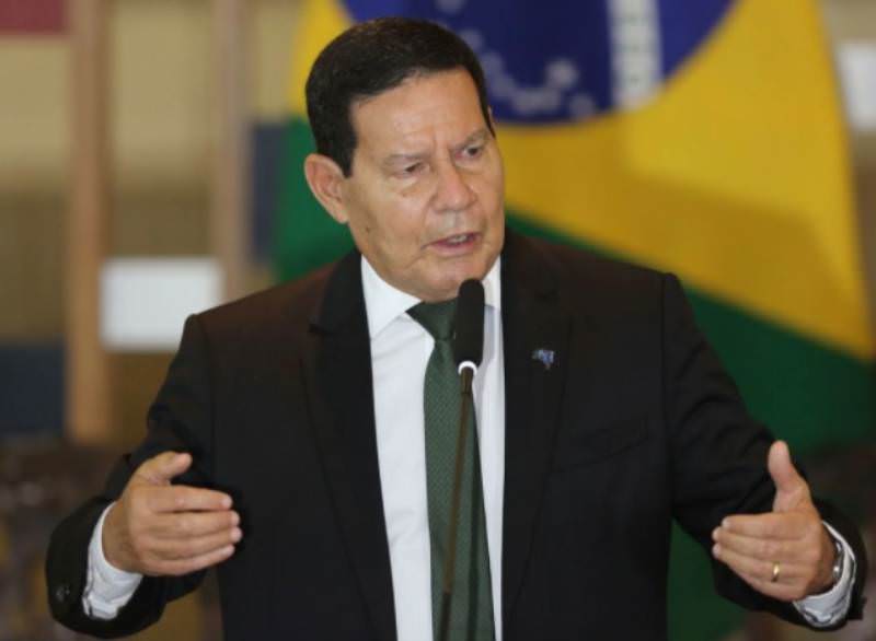 Manifestações contra Bolsonaro foram ‘aquém do esperado’, destaca Mourão