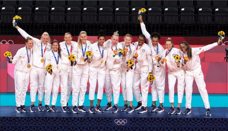 Estados Unidos terminam Olimpíada no topo do quadro de medalhas