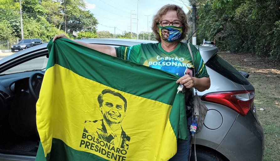 Apoiadores de Bolsonaro