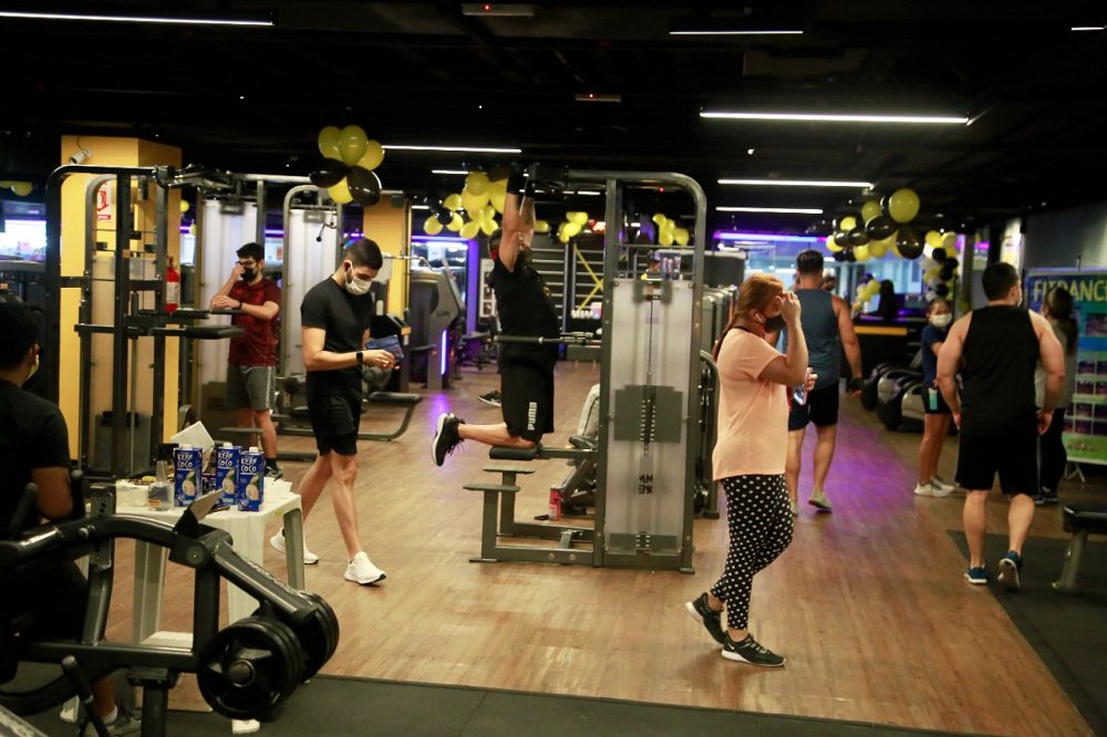 Academia Smart Fit realiza promoção de aniversário com mensalidade de R$ 29,90